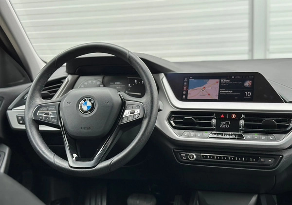 BMW Seria 1 cena 104900 przebieg: 76100, rok produkcji 2020 z Koszalin małe 106